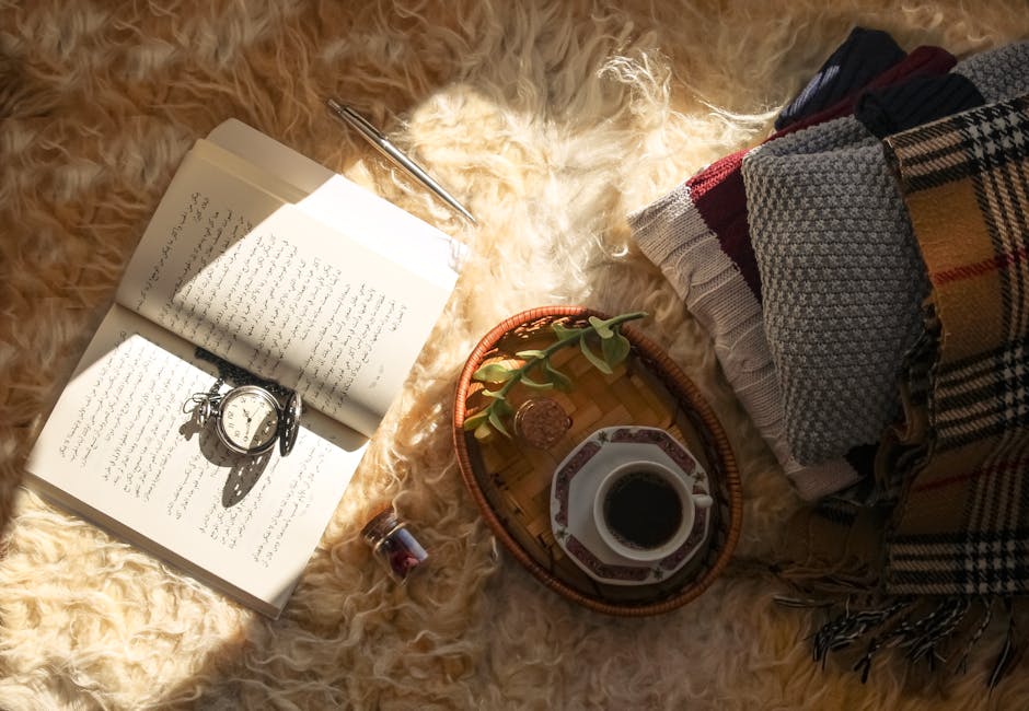 شخص يخطط لممارسة عادات يومية ناجحة في الصباح الباكر